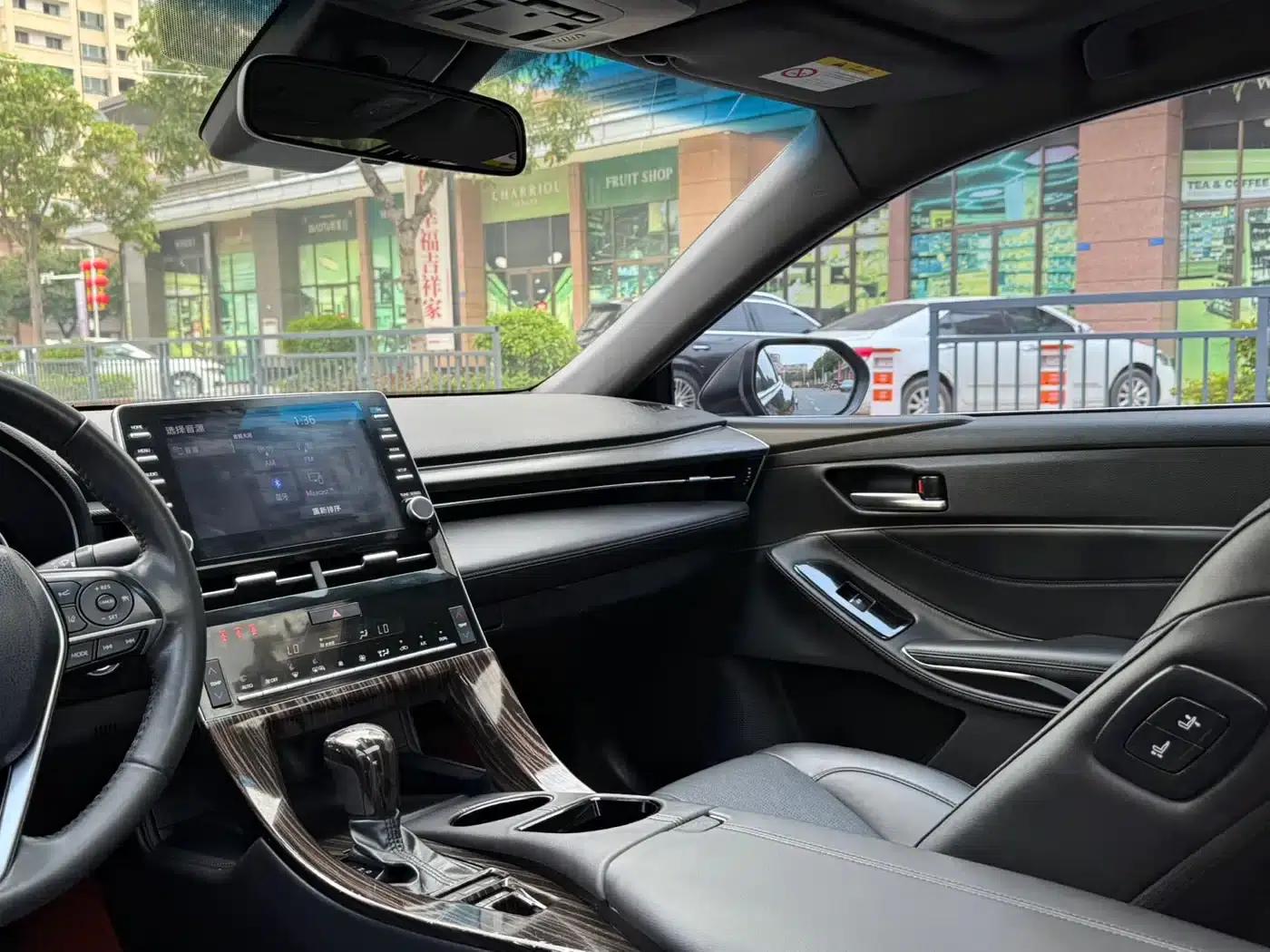 2019 Toyota Avalon Hybrid 2.5L Luxury Edition (National V Emission Standard) — миниатюра 13