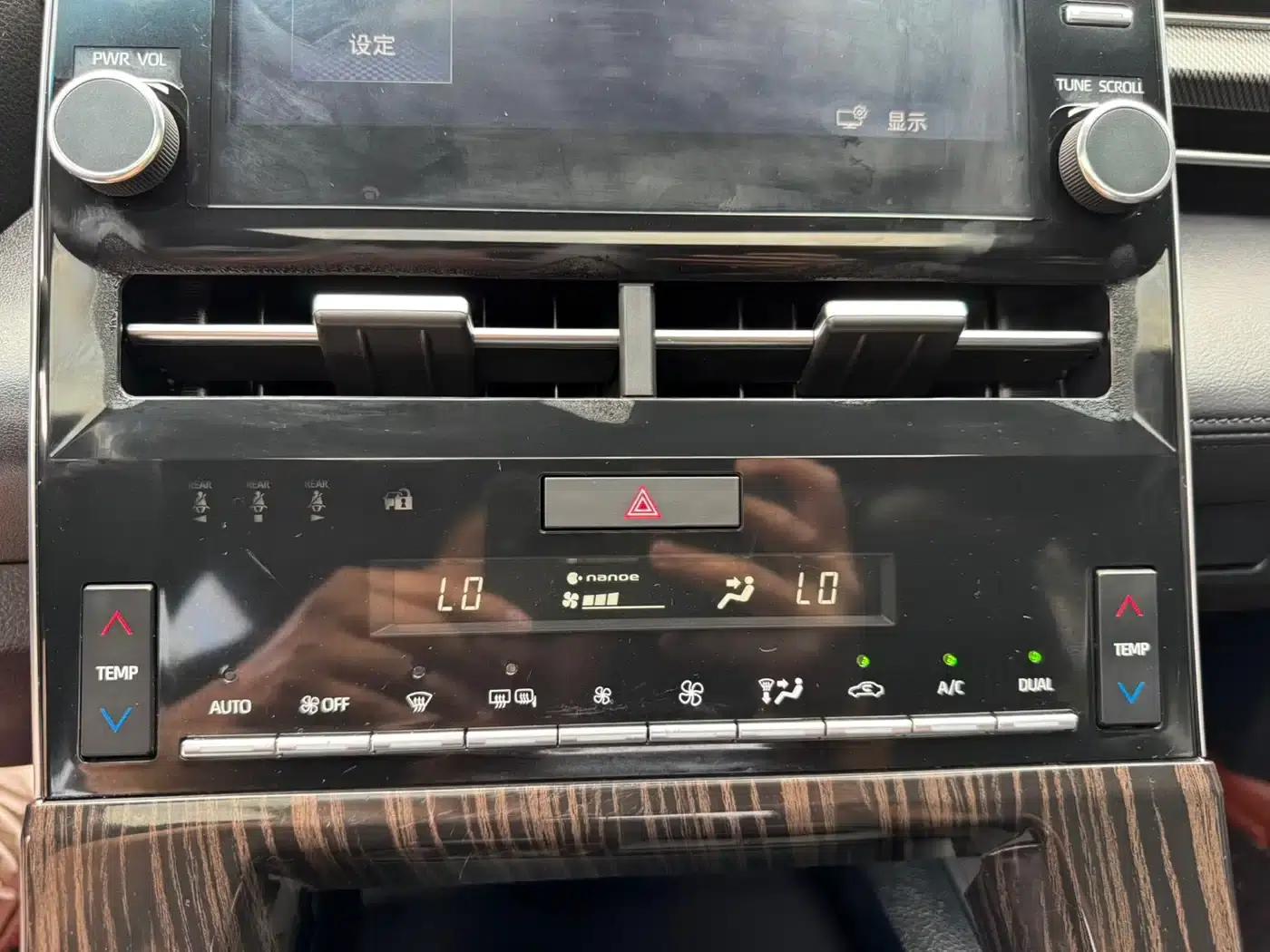 2019 Toyota Avalon Hybrid 2.5L Luxury Edition (National V Emission Standard) — миниатюра 18