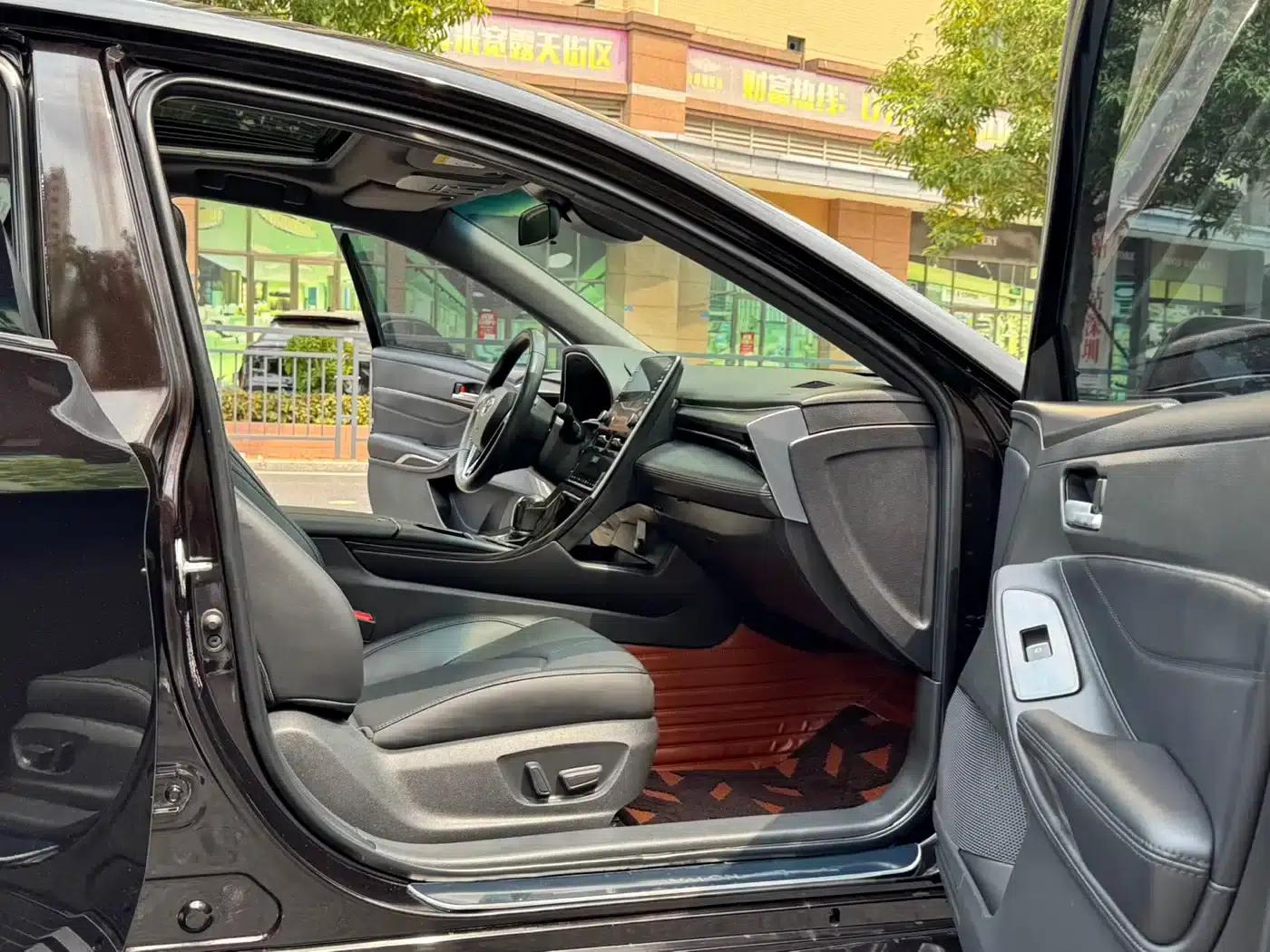 2019 Toyota Avalon Hybrid 2.5L Luxury Edition (National V Emission Standard) — миниатюра 8