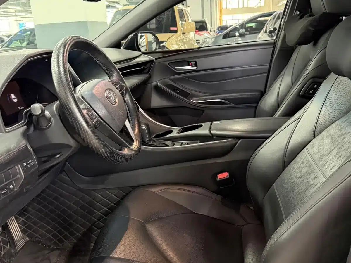 2022 Toyota Avalon 2.0L Luxury Edition — миниатюра 4