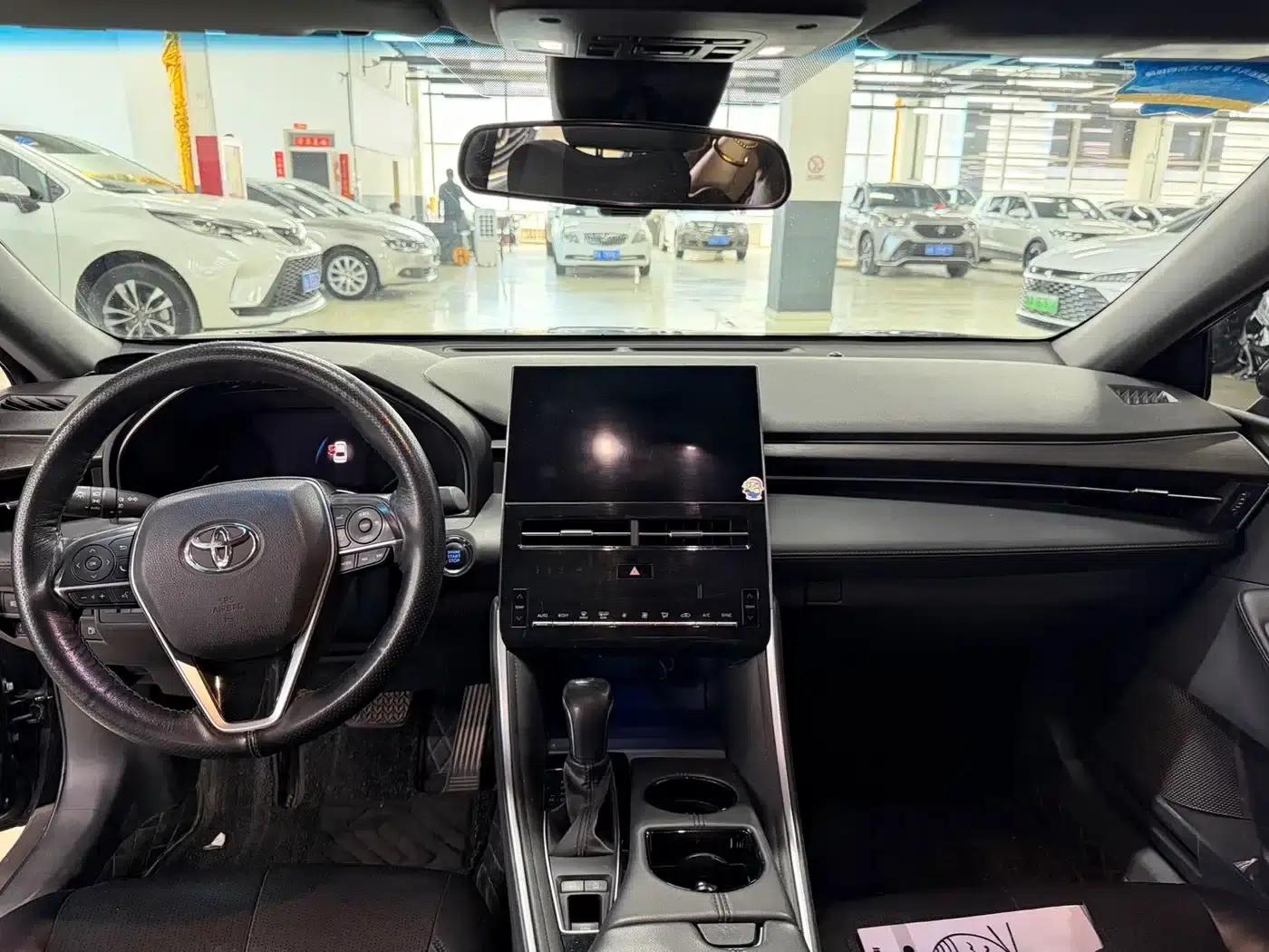 2022 Toyota Avalon 2.0L Luxury Edition — миниатюра 6