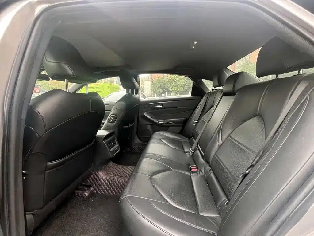 2019 Toyota Avalon Hybrid 2.5L Entry-level Edition (National V Emission Standard) — миниатюра 4