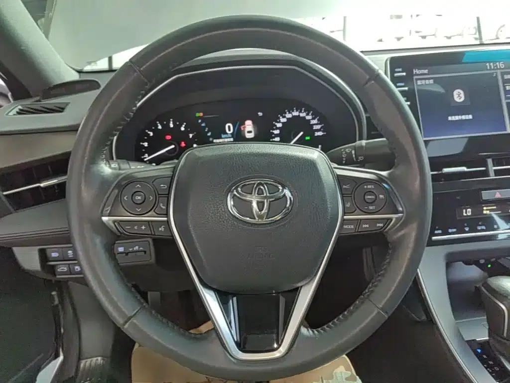 2021 Toyota Avalon 2.5L Luxury Edition — миниатюра 11