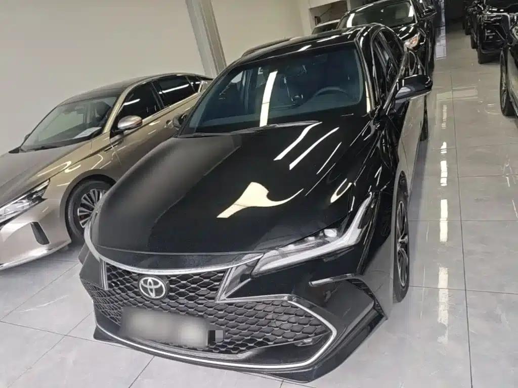 2023 Toyota Avalon 2.5L Luxury Edition — миниатюра 3