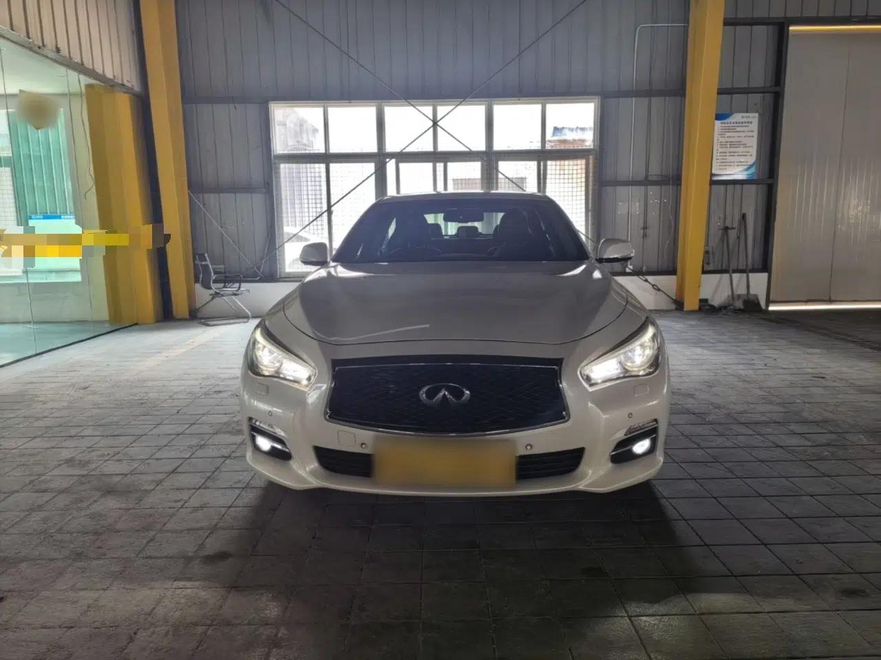 Infiniti Q50L 2016 2.0T Ambition Edition — миниатюра 2