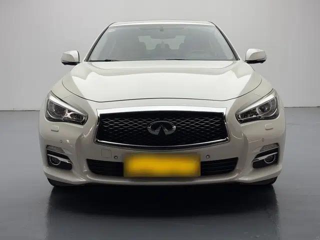 Infiniti Q50L 2016 2.0T Ambition Edition — миниатюра 13