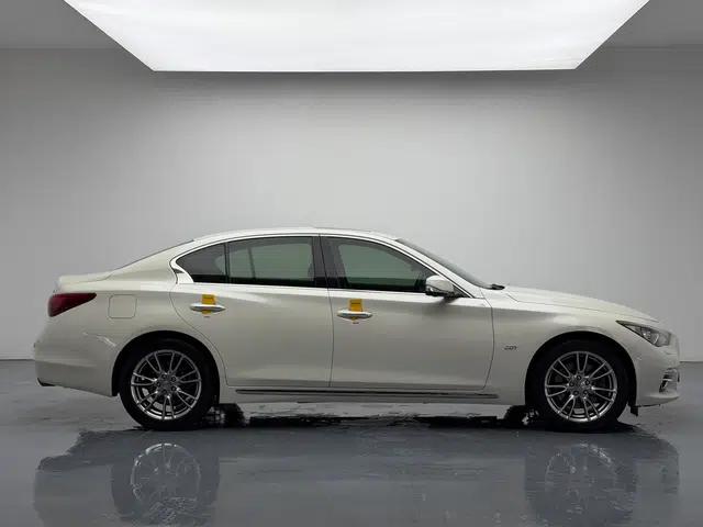 Infiniti Q50L 2016 2.0T Ambition Edition — миниатюра 17