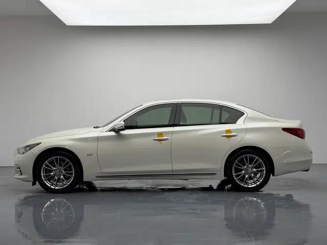 Infiniti Q50L 2016 2.0T Ambition Edition — миниатюра 18