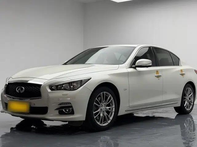 Infiniti Q50L 2016 2.0T Ambition Edition