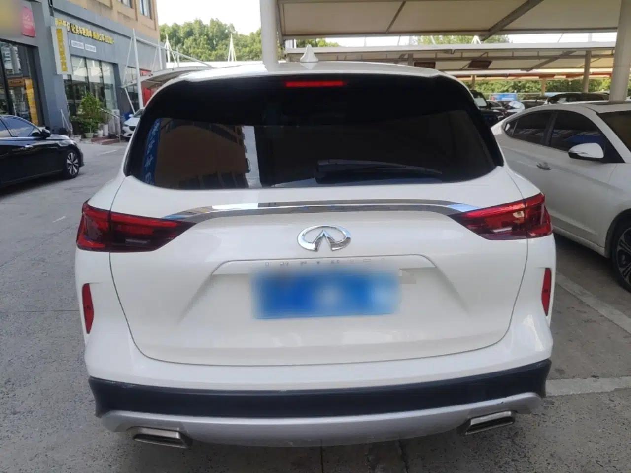 Infiniti QX50 2018 2.0T Two-Wheel-Drive Elite Edition — миниатюра 5