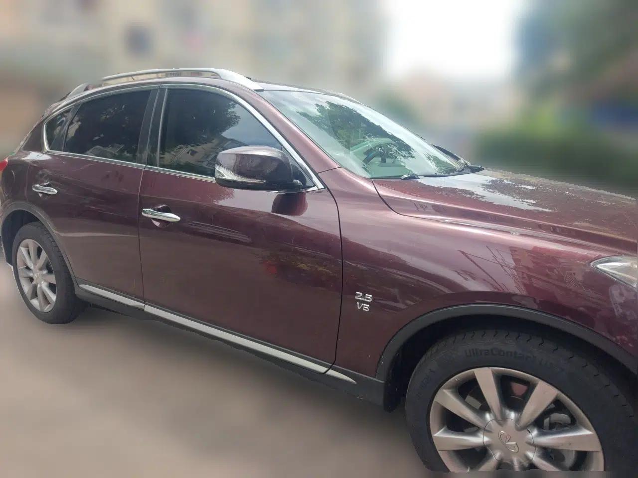 Infiniti QX50 2015 2.5L Enjoyment Edition — миниатюра 3