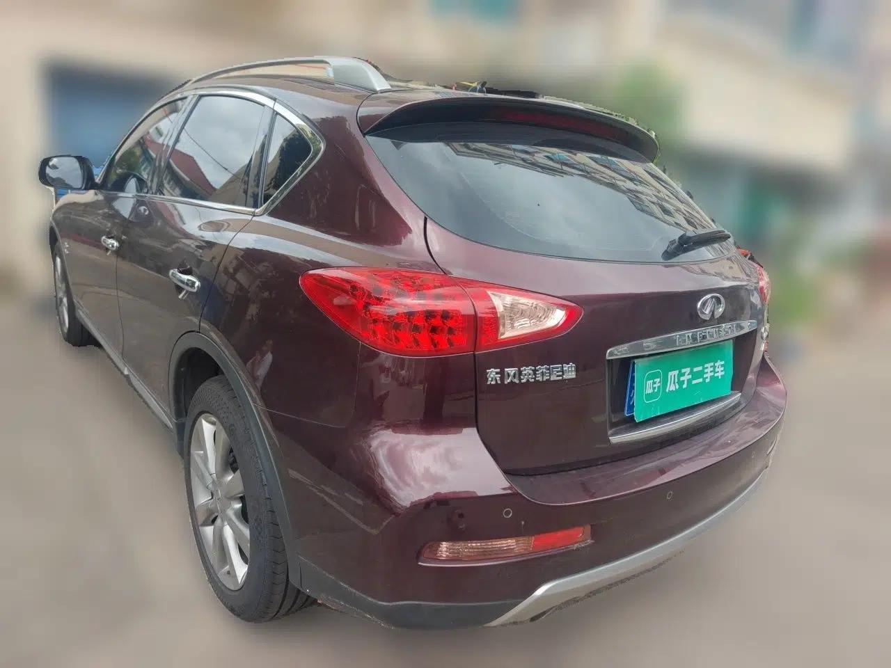 Infiniti QX50 2015 2.5L Enjoyment Edition — миниатюра 4