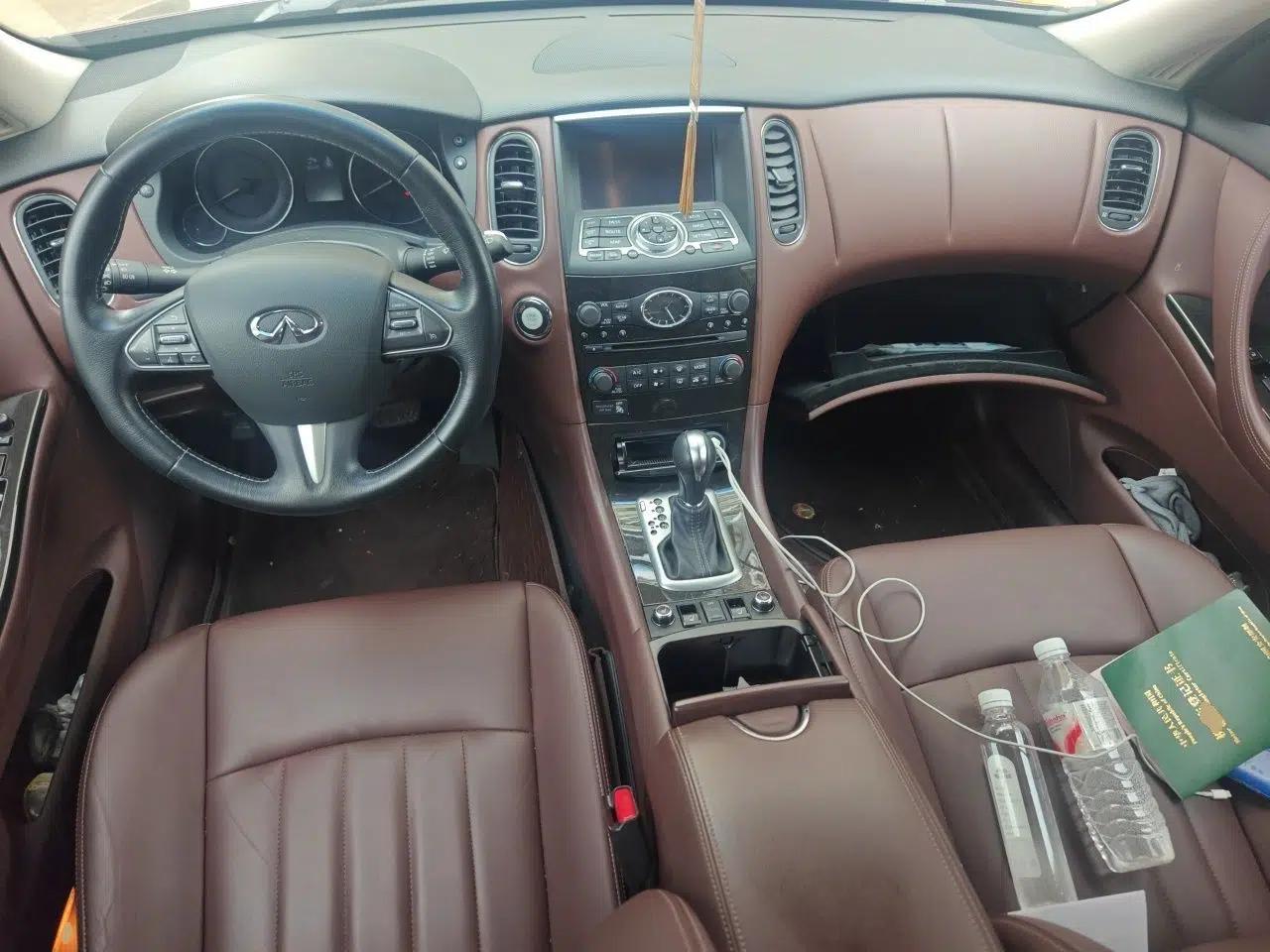 Infiniti QX50 2015 2.5L Enjoyment Edition — миниатюра 9