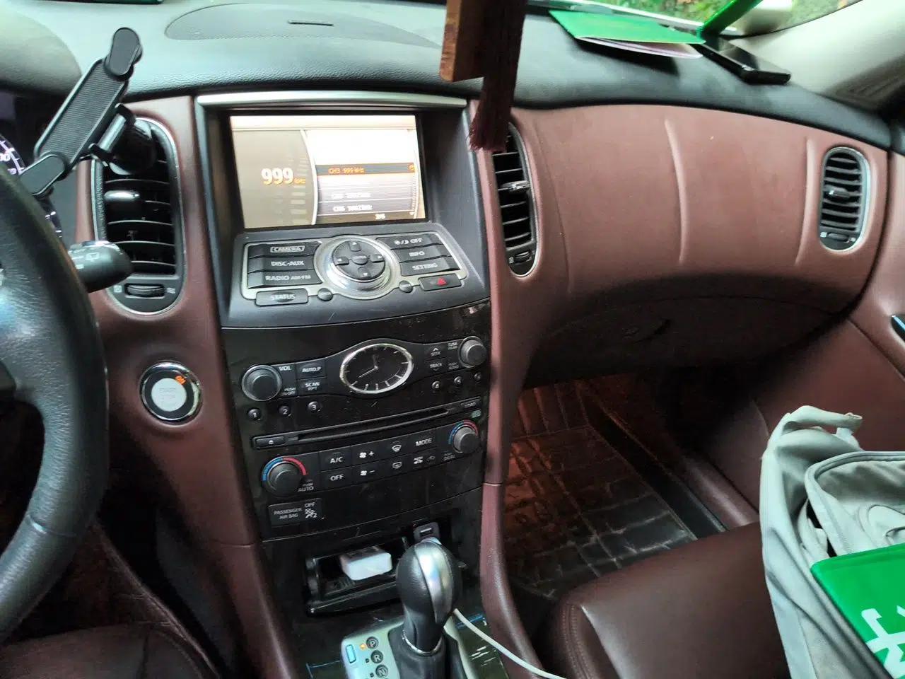Infiniti QX50 2013 2.5L Two-Wheel-Drive Elegant Edition — миниатюра 13