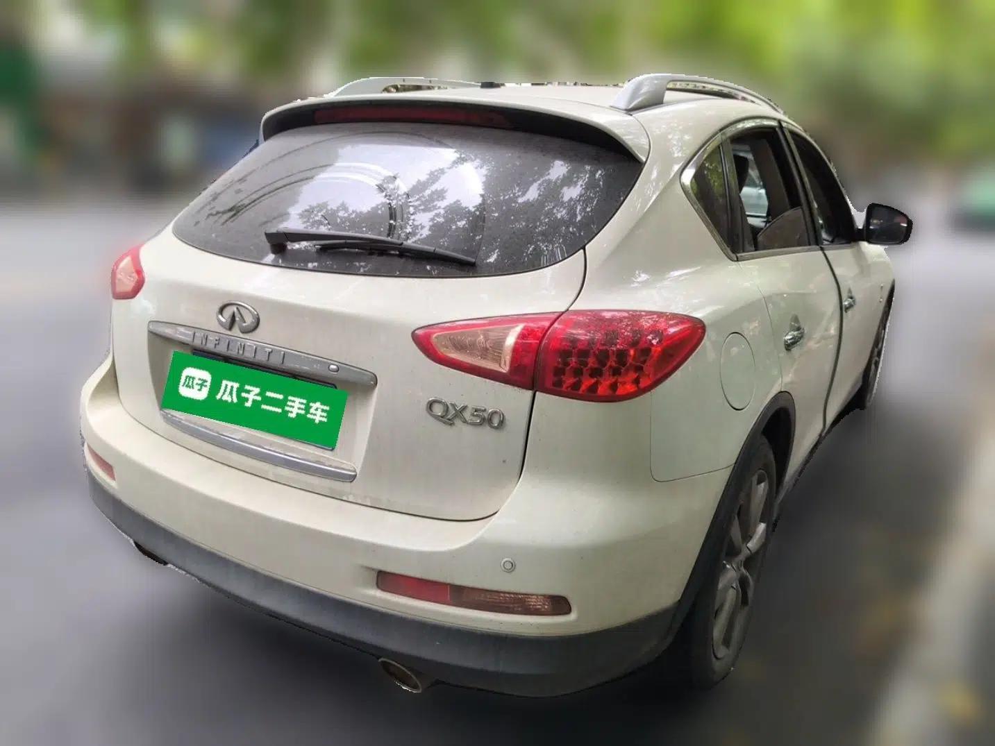 Infiniti QX50 2013 2.5L Two-Wheel-Drive Elegant Edition — миниатюра 6