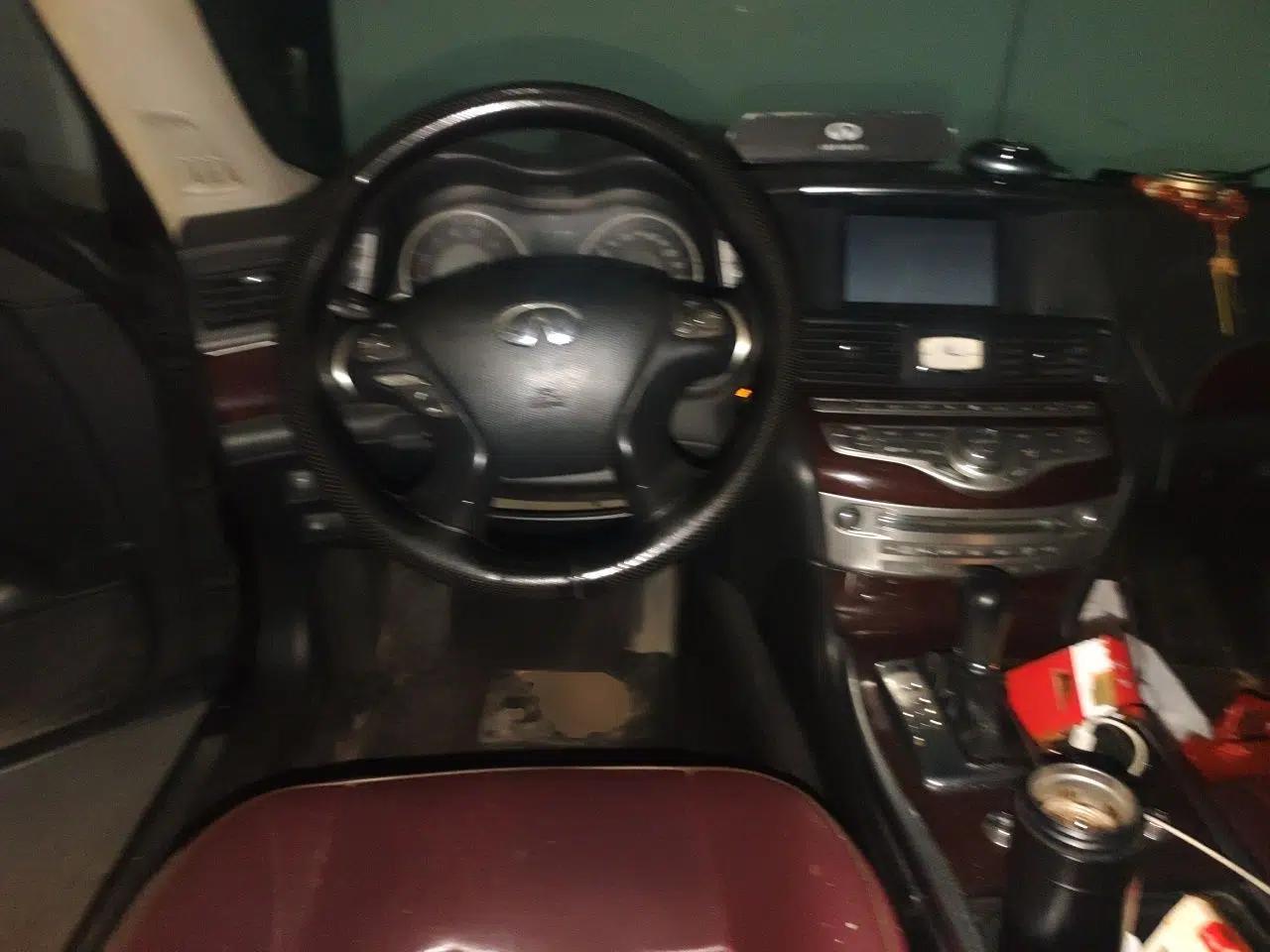 Infiniti Q70 2013 Q70L 2.5L Comfort Edition — миниатюра 10