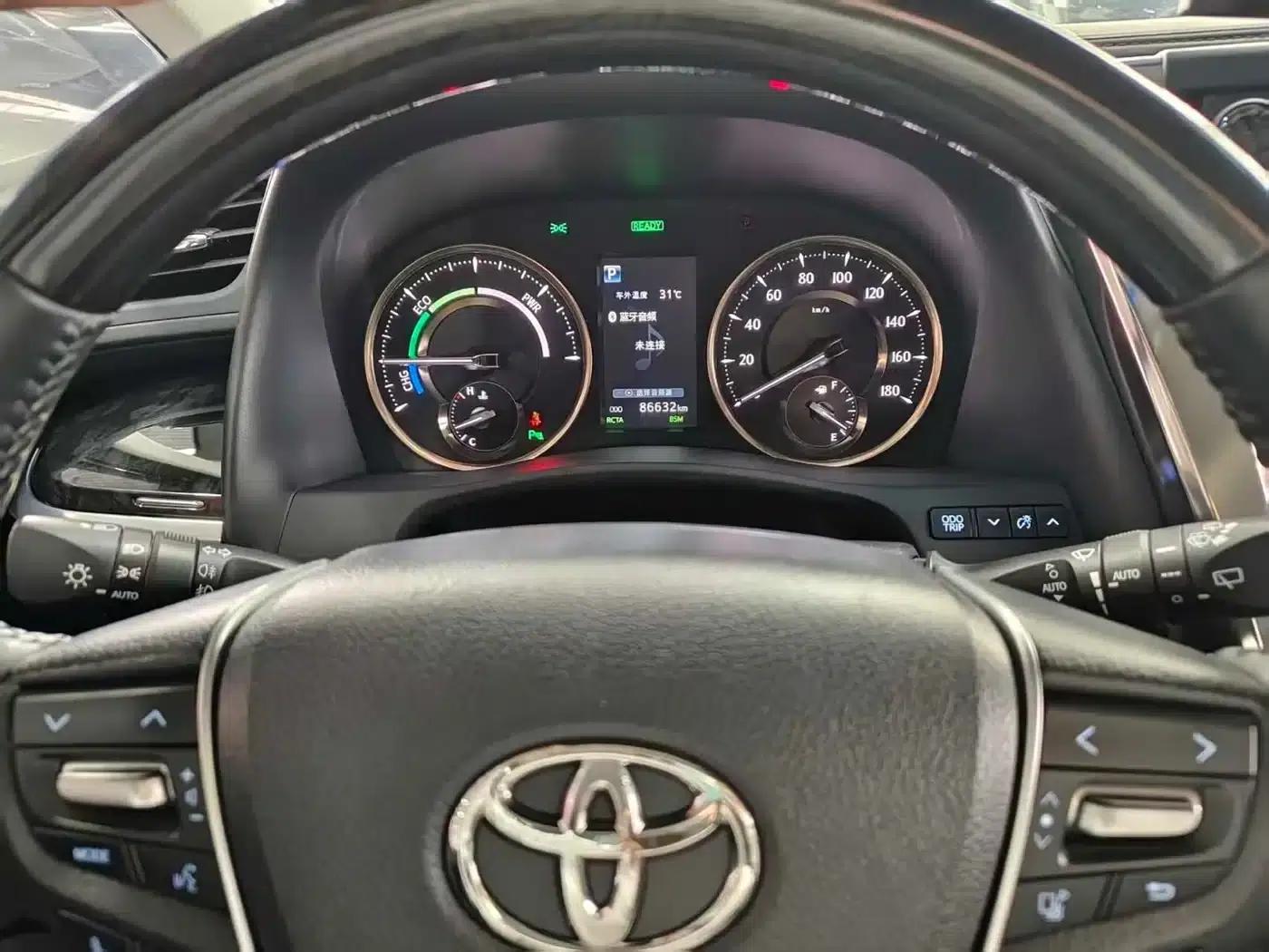 2019 Alphard Hybrid 2.5L HV Luxury Edition — миниатюра 11