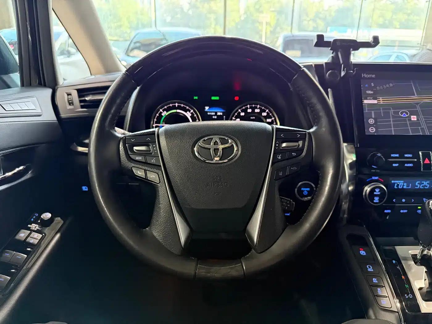 2023 Alphard Crown Hybrid 2.5L HV Luxury Edition — миниатюра 13