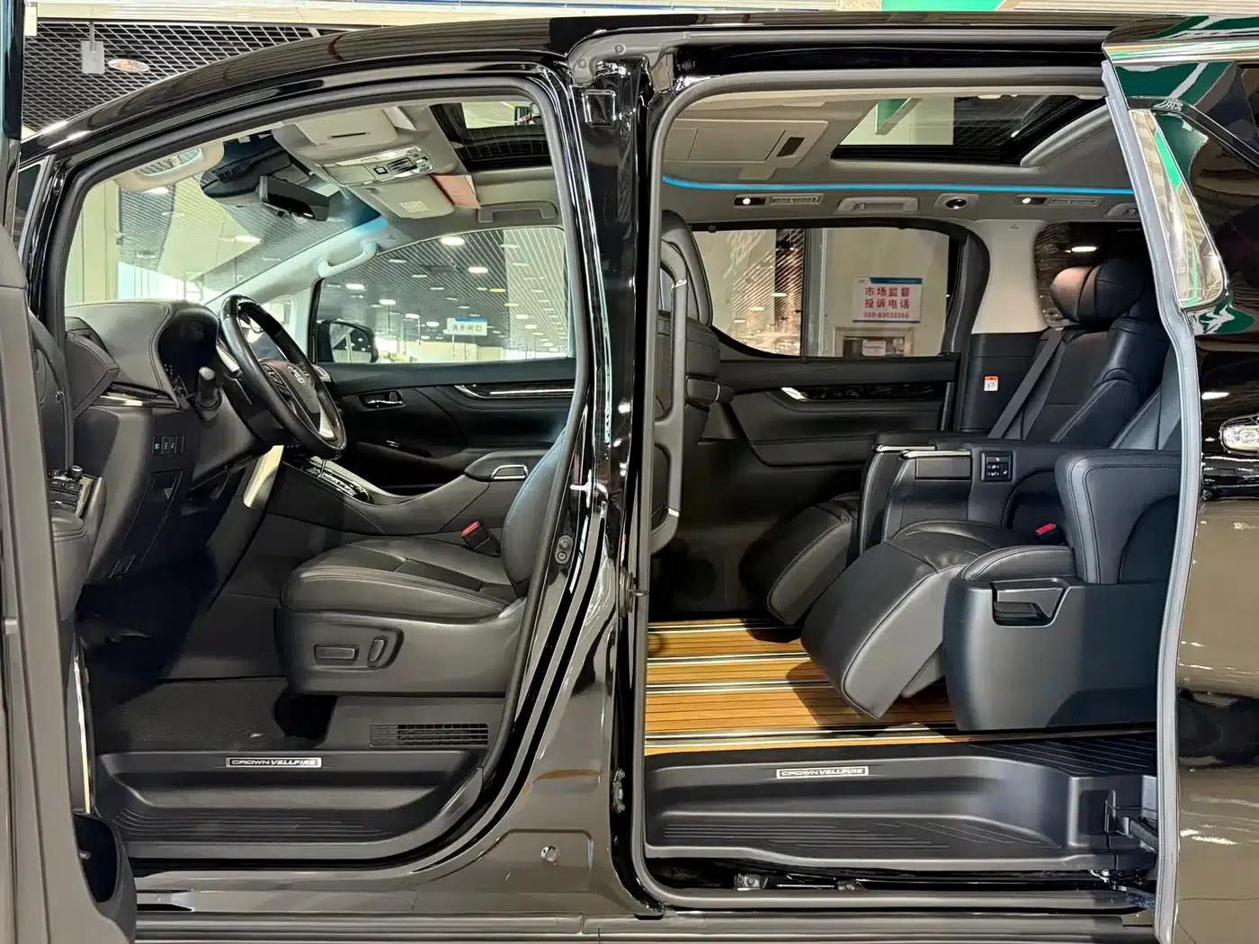 2023 Alphard Crown Hybrid 2.5L HV Luxury Edition — миниатюра 7