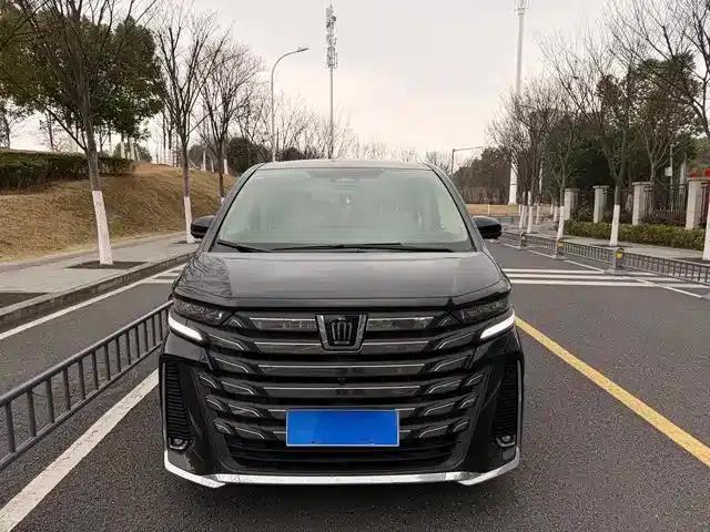 2024 Alphard Crown Hybrid 2.5L Supreme Executive Edition