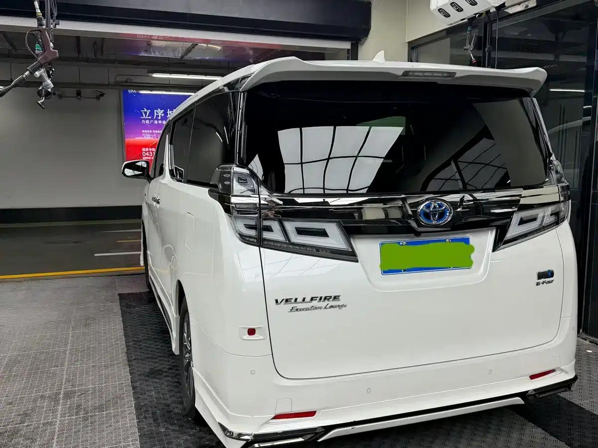 2020 Alphard Hybrid 2.5L HV Premium Edition — миниатюра 3