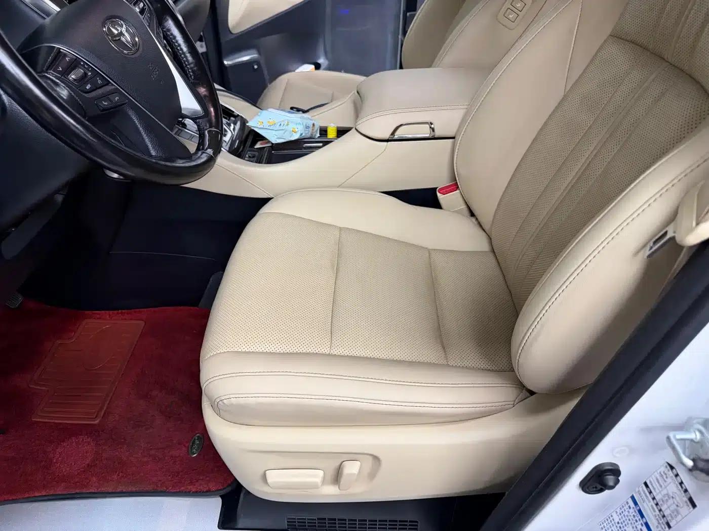 2020 Alphard Hybrid 2.5L HV Premium Edition — миниатюра 4