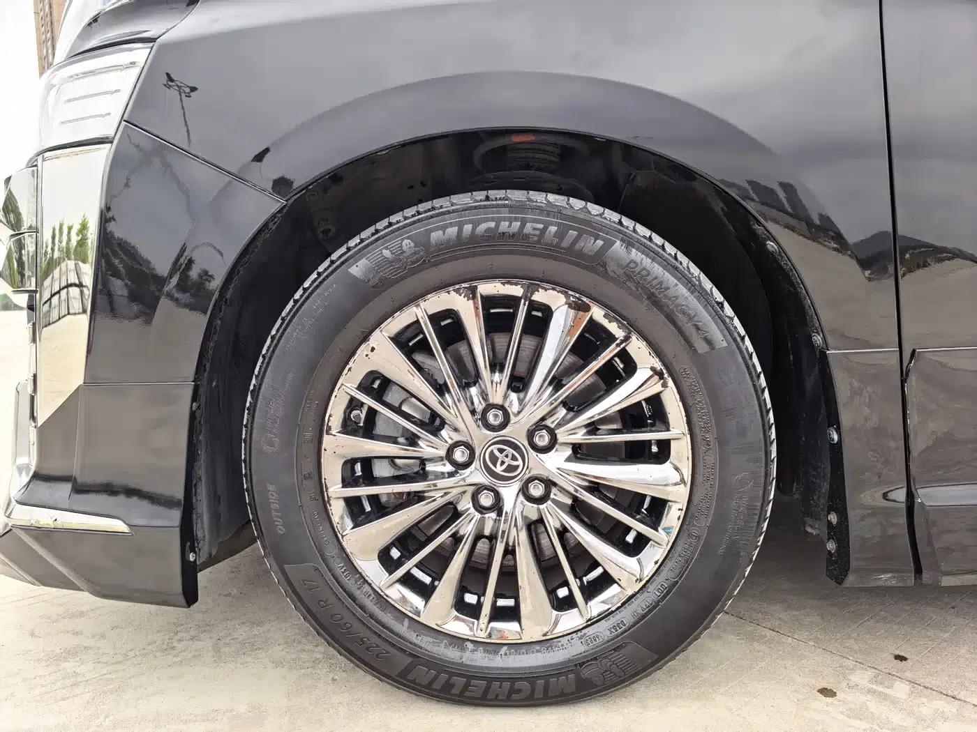 2019 Alphard Hybrid 2.5L HV Premium Edition — миниатюра 4
