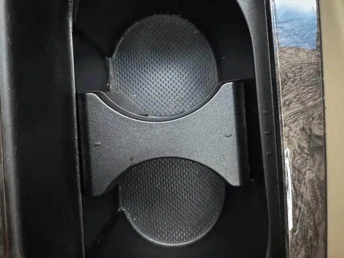 2023 Alphard Crown Hybrid 2.5L HV Supreme Edition — миниатюра 28