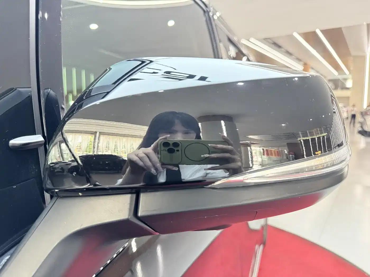 2023 Alphard Crown Hybrid 2.5L HV Supreme Edition — миниатюра 33