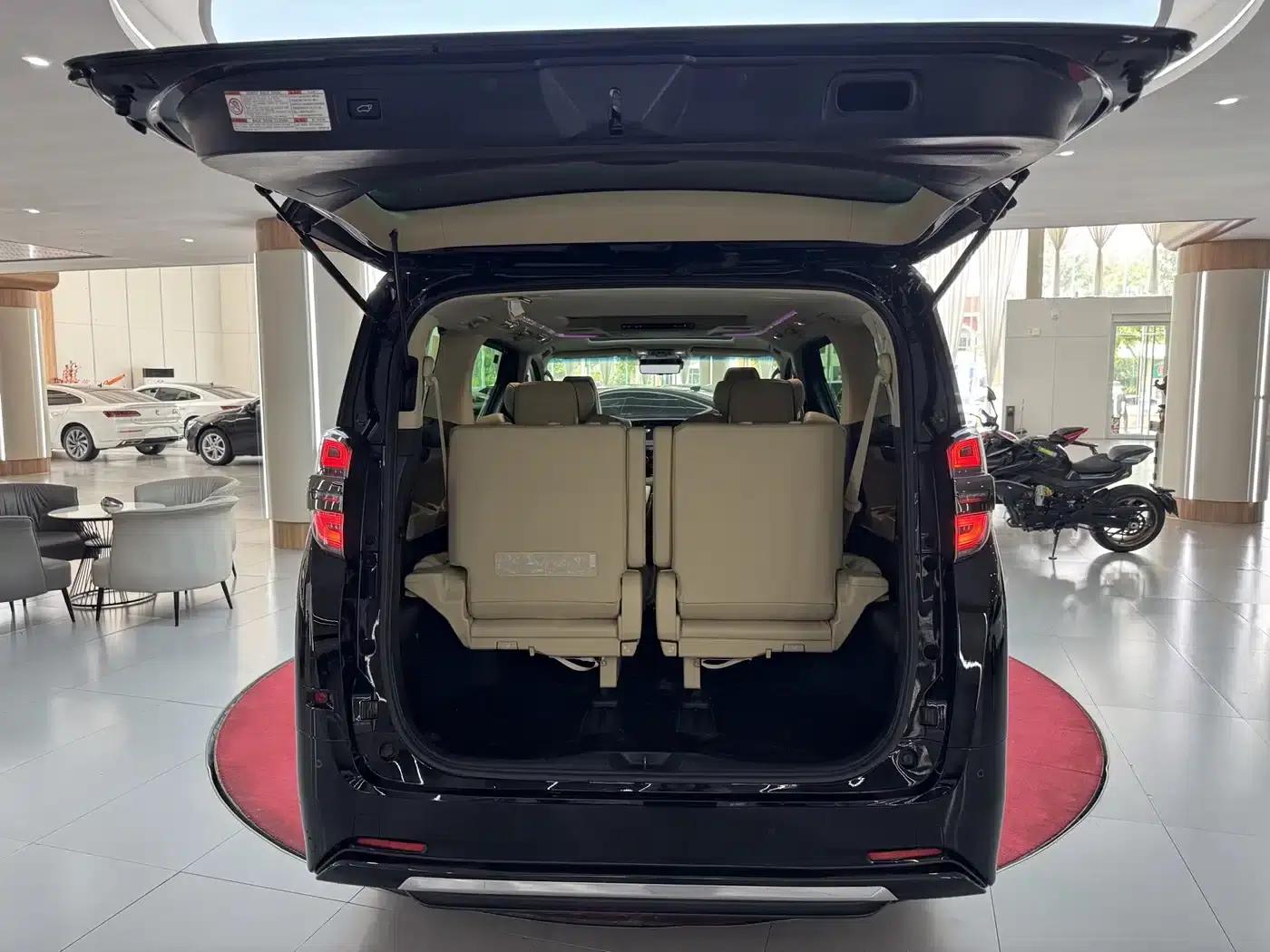 2023 Alphard Crown Hybrid 2.5L HV Supreme Edition — миниатюра 9