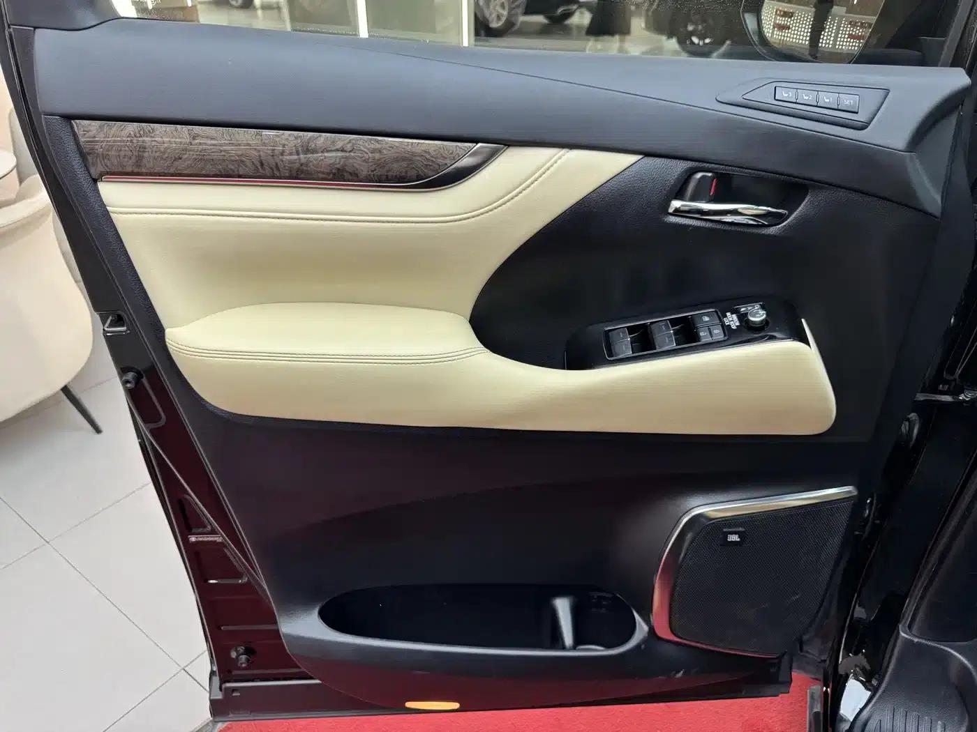 2023 Alphard Crown Hybrid 2.5L HV Supreme Edition — миниатюра 10