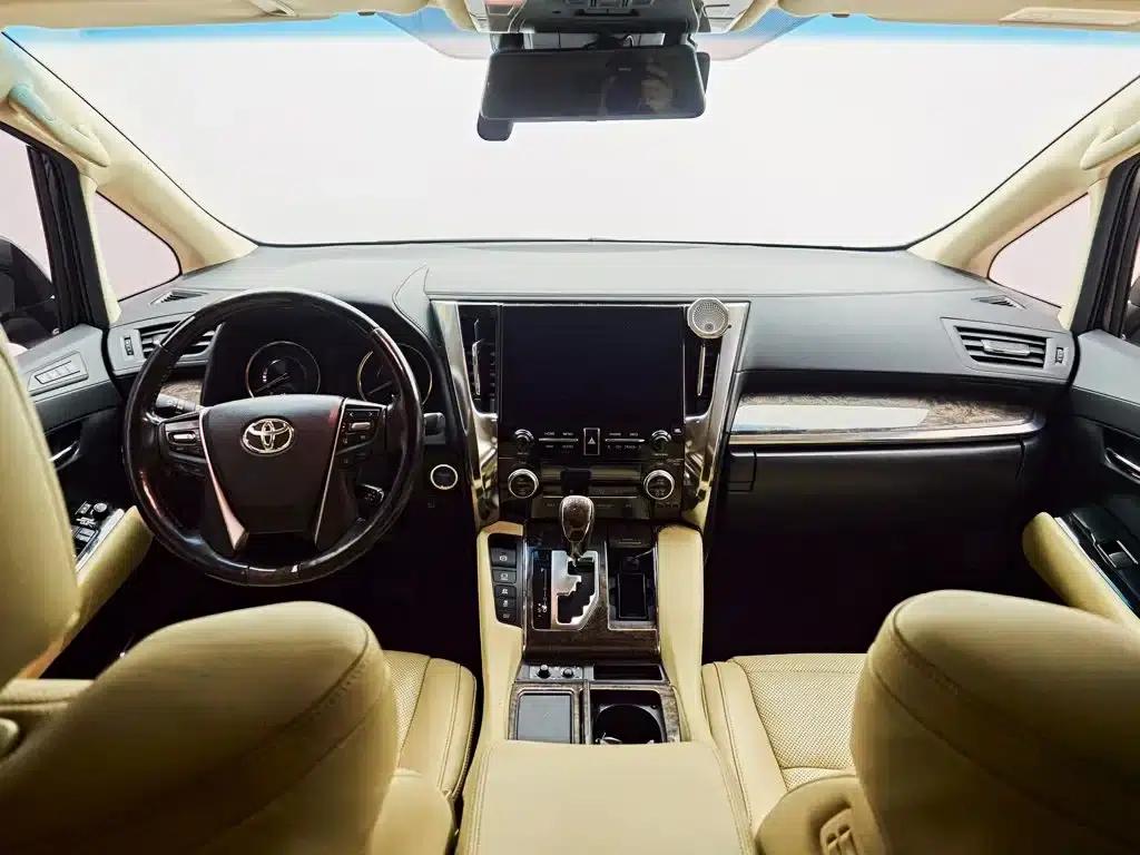 2021 Alphard Crown Hybrid 2.5L HV Premium Edition — миниатюра 11
