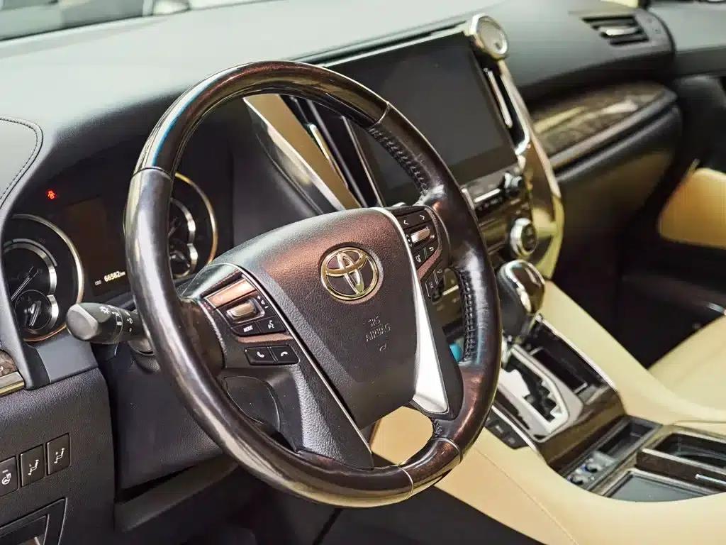 2021 Alphard Crown Hybrid 2.5L HV Premium Edition — миниатюра 12