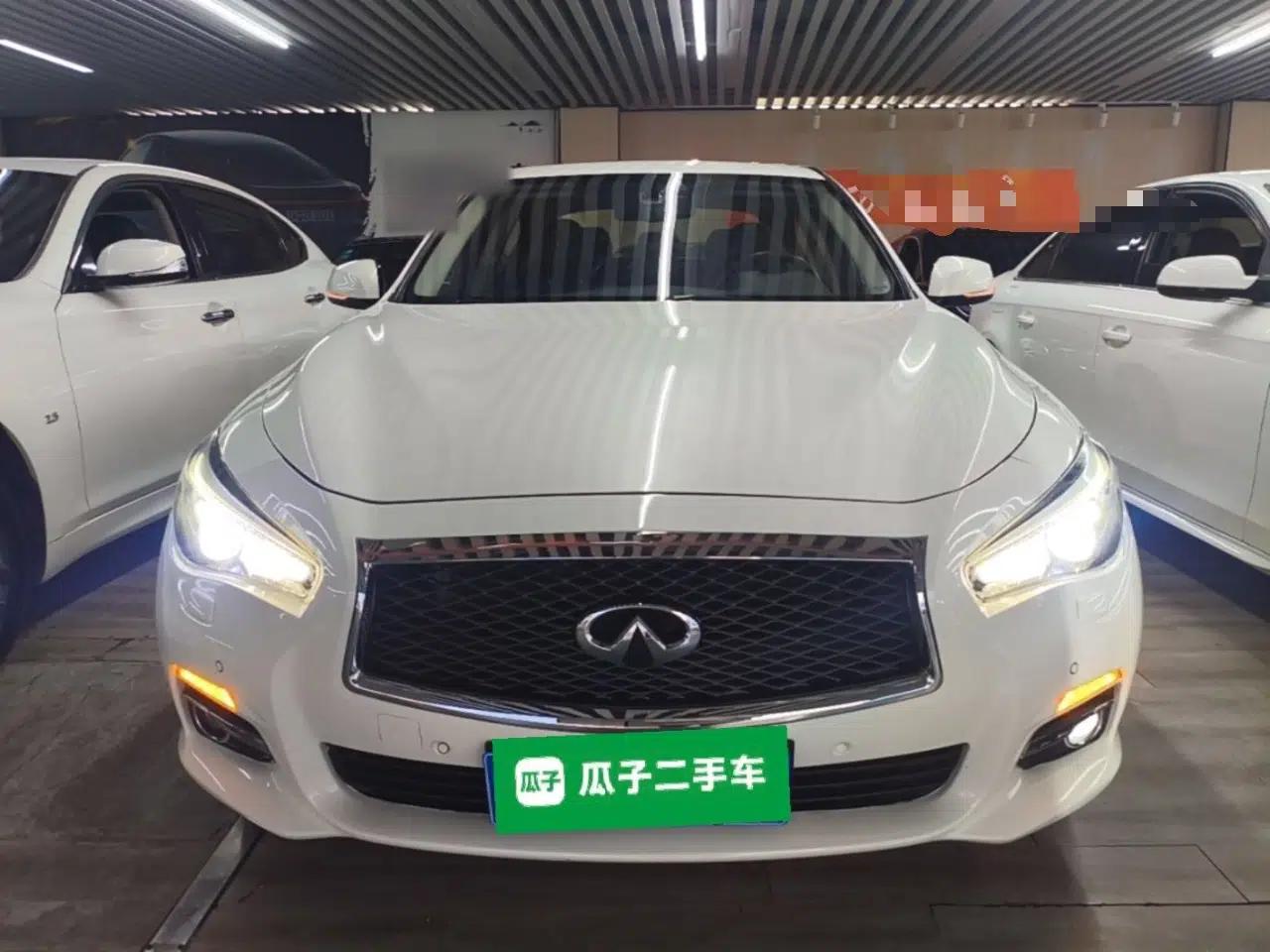 Infiniti Q50 2014 3.7L Comfort Edition — миниатюра 2