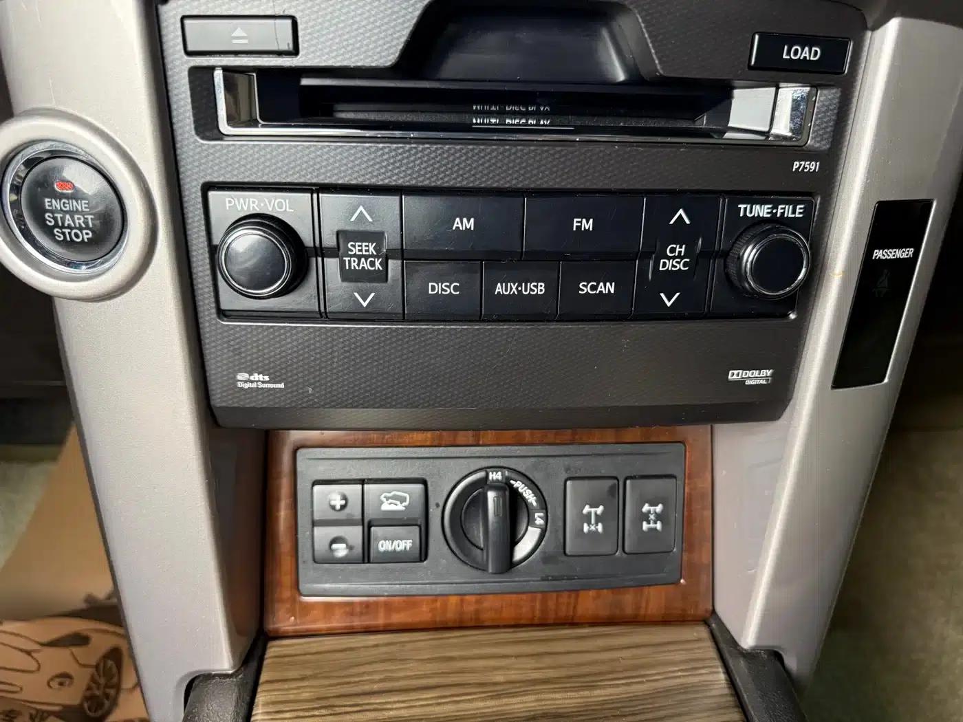 2010 Prado 4.0L Automatic VX — миниатюра 20