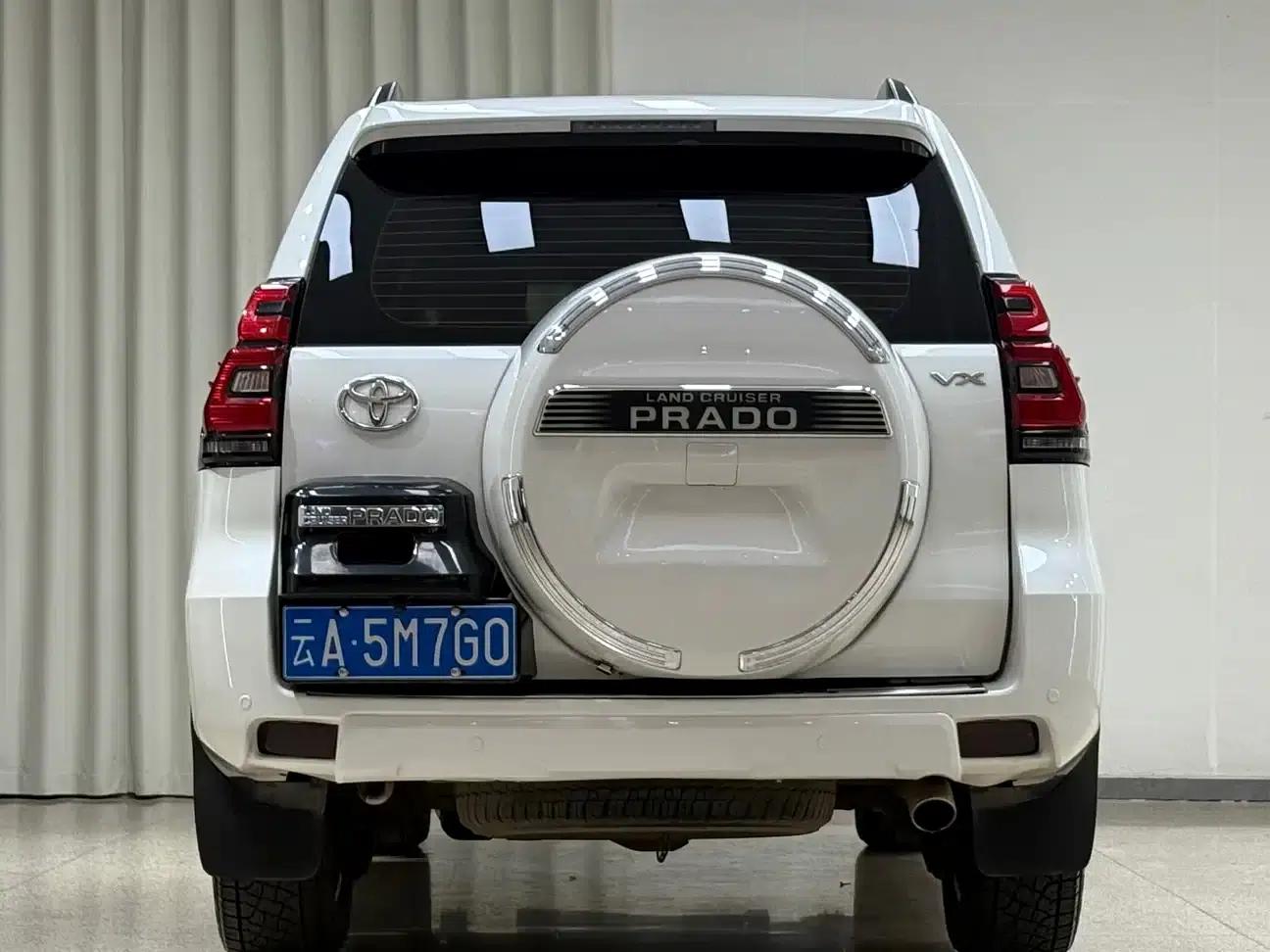 2010 Prado 4.0L Automatic VX — миниатюра 4