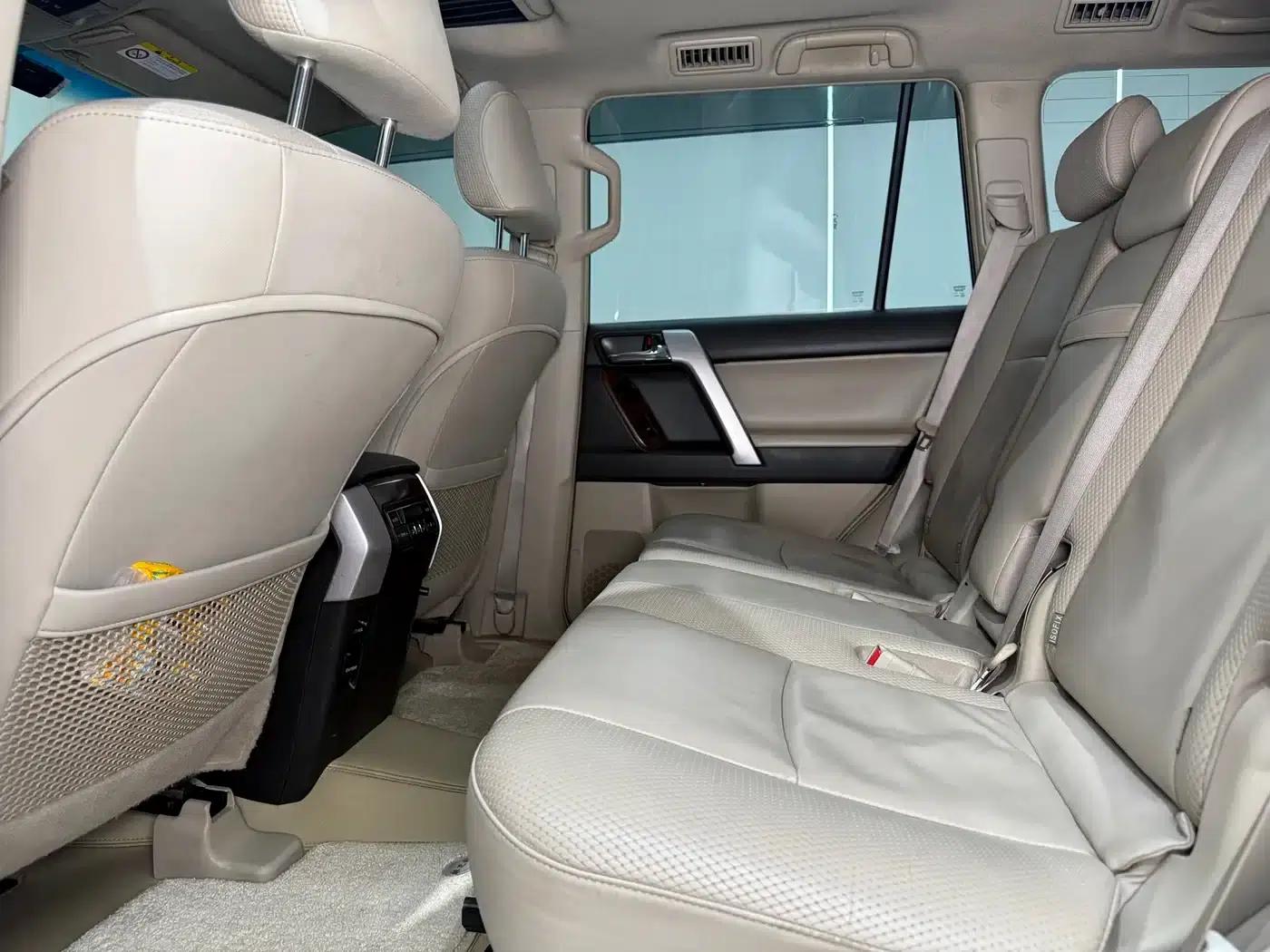 2010 Prado 4.0L Automatic VX — миниатюра 8