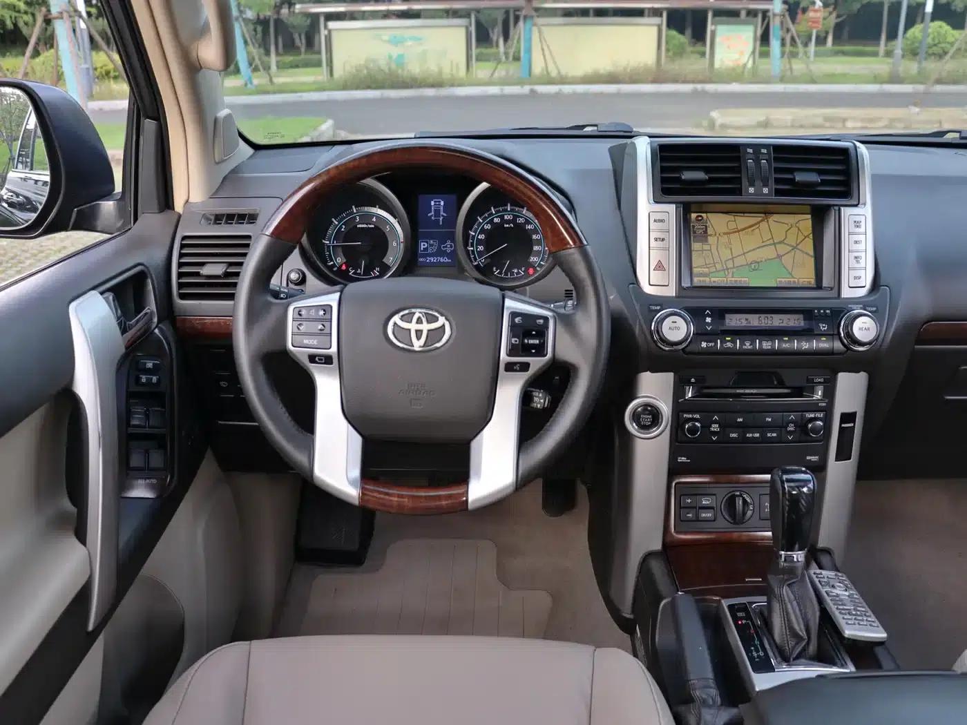 2010 Prado 4.0L Automatic VX NAVI — миниатюра 13