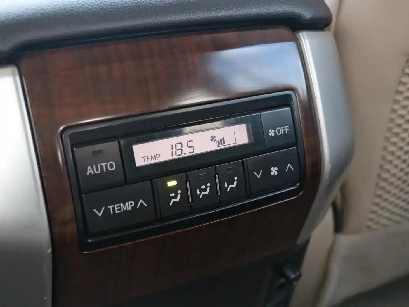 2010 Prado 4.0L Automatic VX NAVI — миниатюра 23