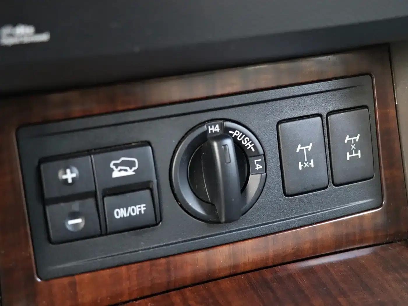2010 Prado 4.0L Automatic VX NAVI — миниатюра 35