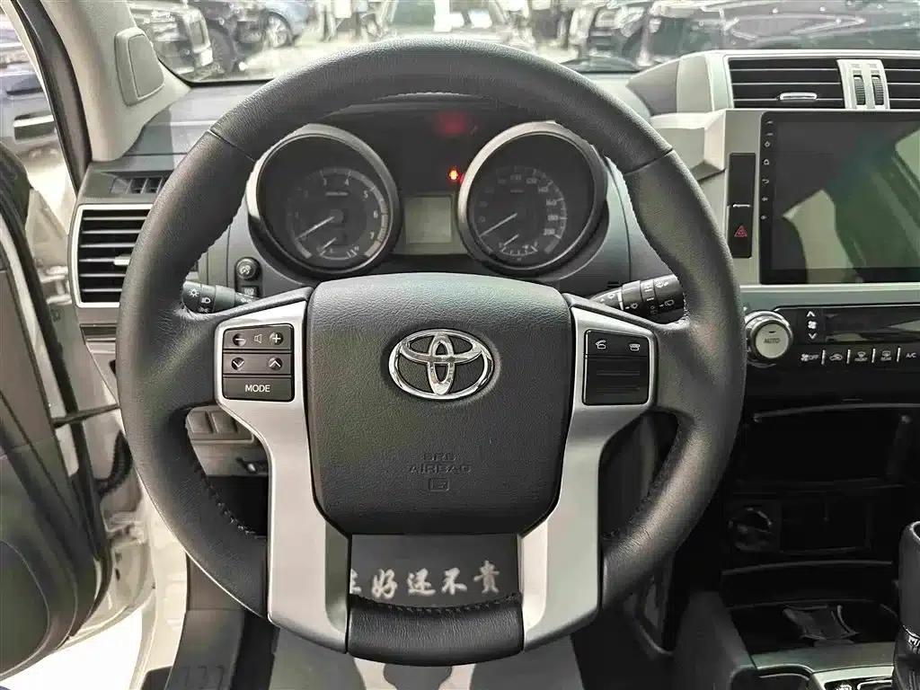 2016 Prado 2.7L Automatic Standard Edition — миниатюра 5