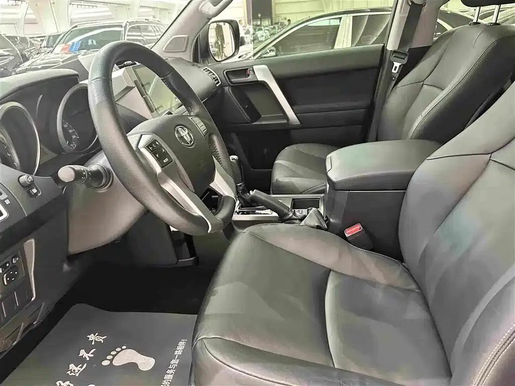 2016 Prado 2.7L Automatic Standard Edition — миниатюра 9