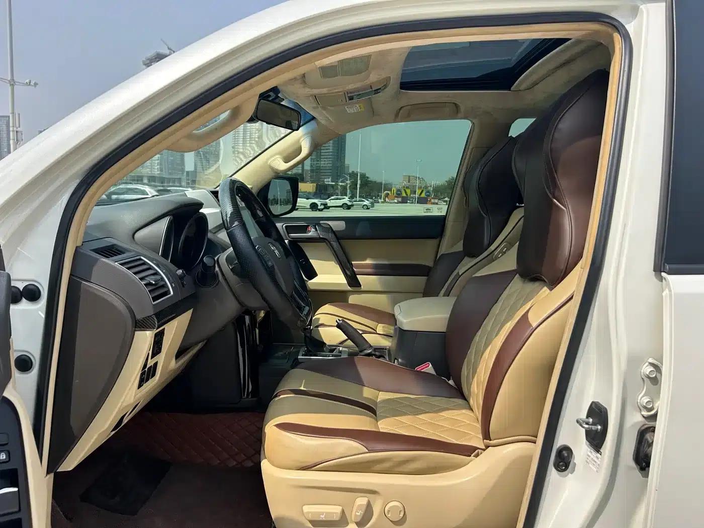 2016 Prado 2.7L Automatic Luxury Edition — миниатюра 18
