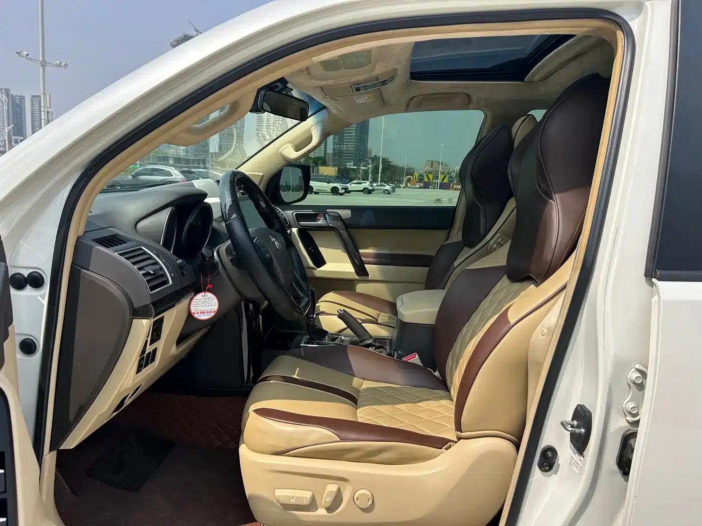 2016 Prado 2.7L Automatic Luxury Edition — миниатюра 6