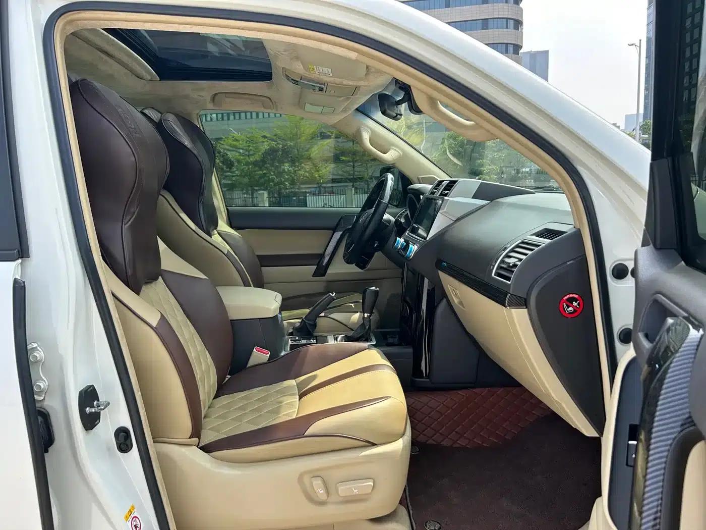 2016 Prado 2.7L Automatic Luxury Edition — миниатюра 8