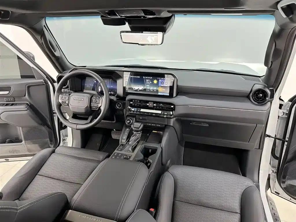 2025 Prado 2.4T Wild WX Edition 5-seater — миниатюра 11