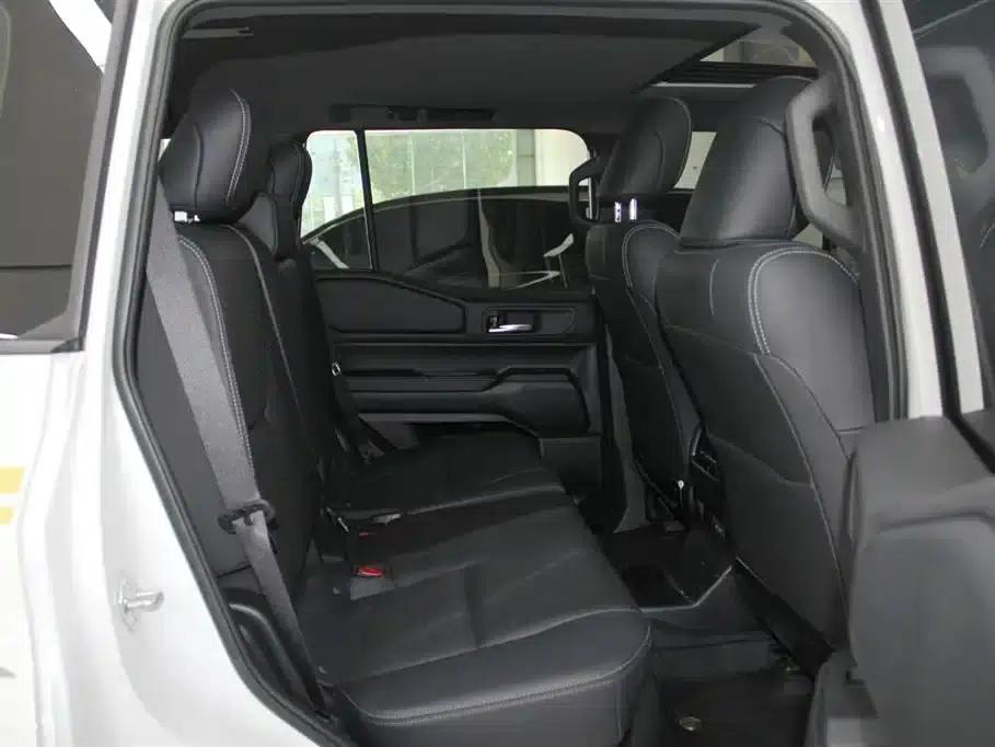 2025 Prado 2.4T Wild WX Edition 5-seater — миниатюра 8