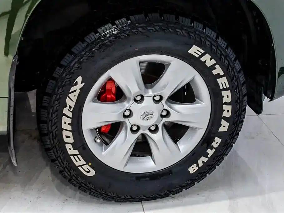 2010 Prado 4.0L Automatic TX-L — миниатюра 17
