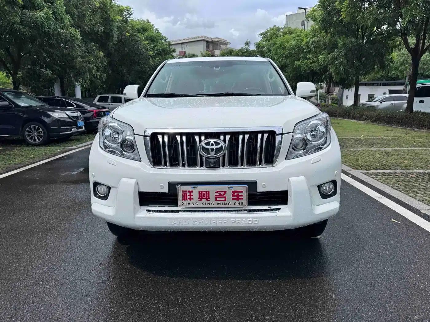 2010 Prado 4.0L Automatic VX NAVI — миниатюра 2