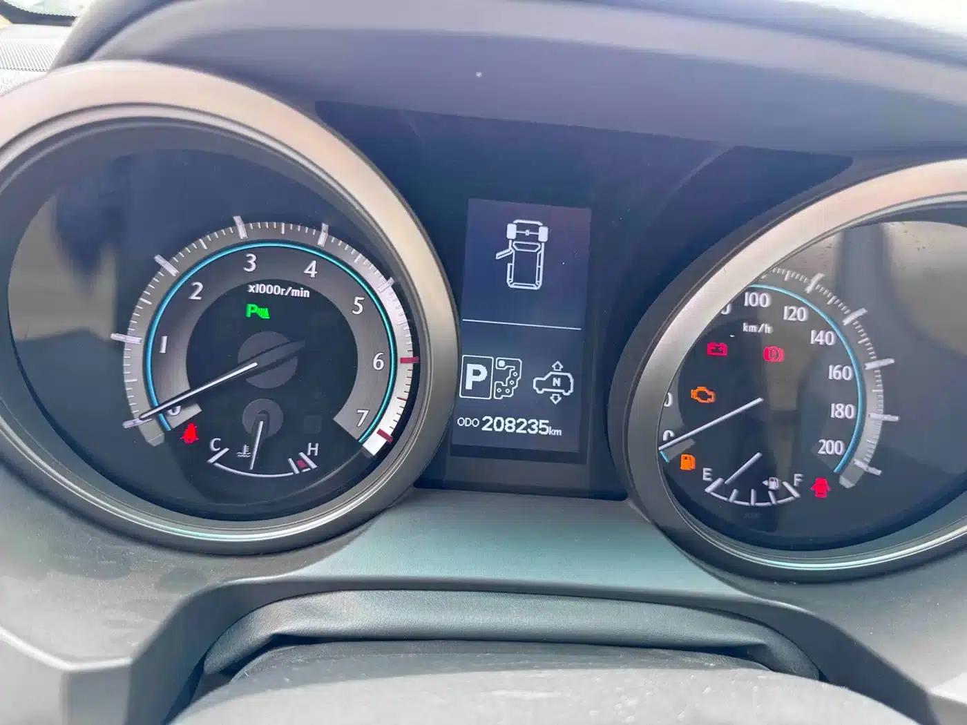 2010 Prado 4.0L Automatic VX NAVI — миниатюра 10